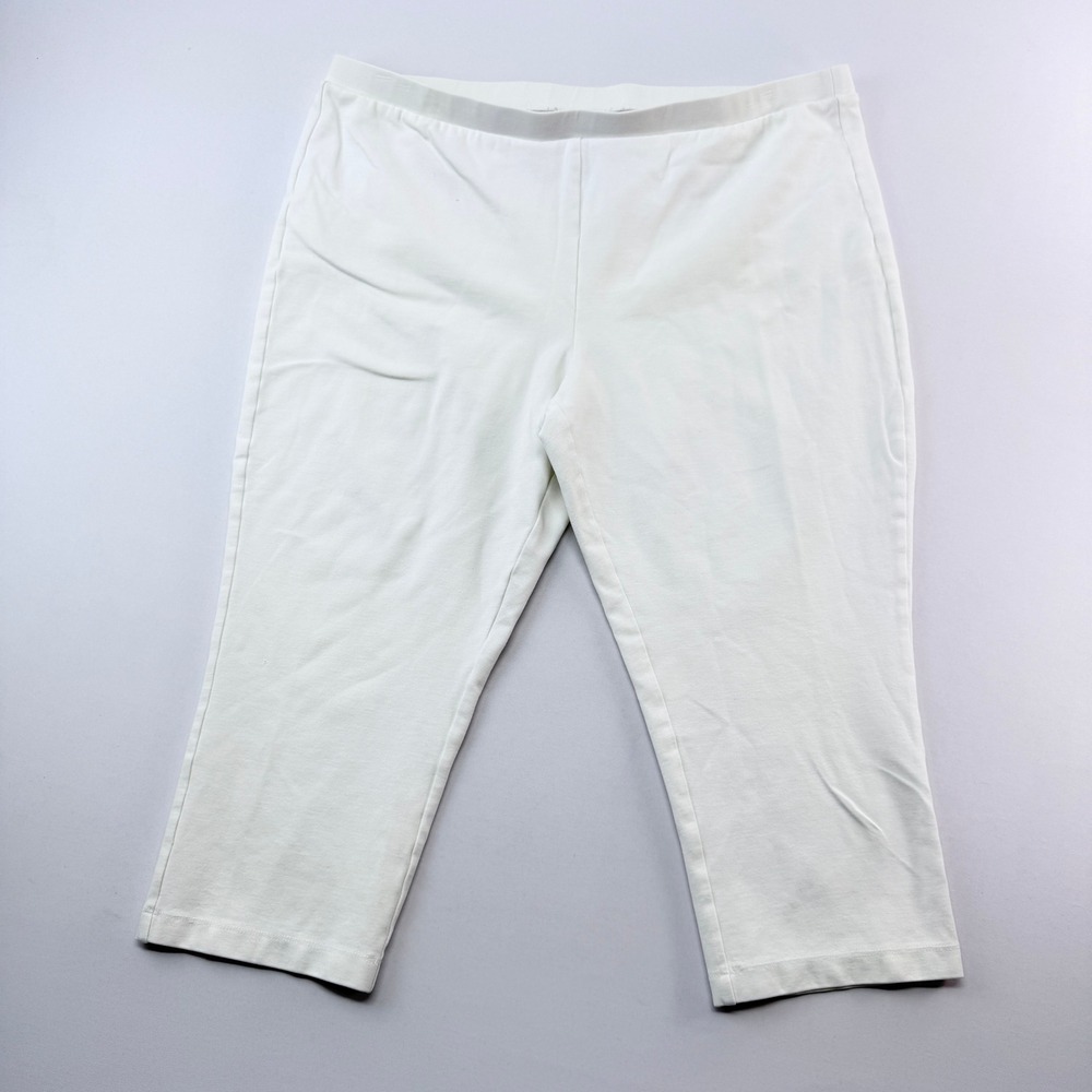 Chicos Fabulously Slimming White Capri Pants Size 3 Pull On Cropped Trousers